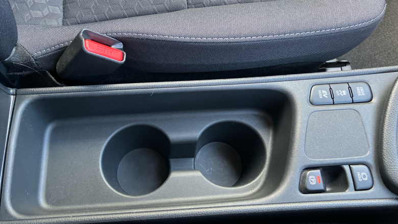 Toyota Yaris 1.5 Hybrid Design 5dr CVT Hybrid Hatchback